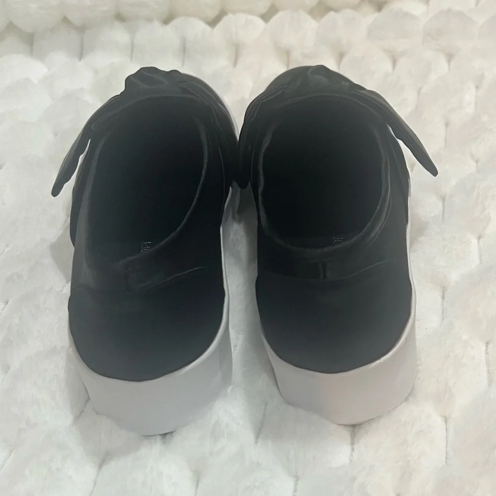 NEW Rebecca Minkoff Satin Black Bow Flats Sneaker, Size 5 - Picture 5 of 8